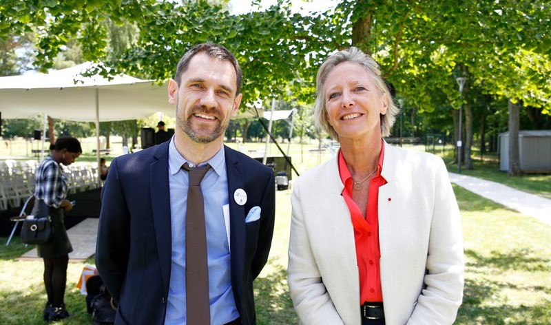 Sophie Cluzel, secrétaire d’État auprès du Premier ministre chargée des personnes handicapées et Christophe Douesneau, directeur général de Vivre et devenir