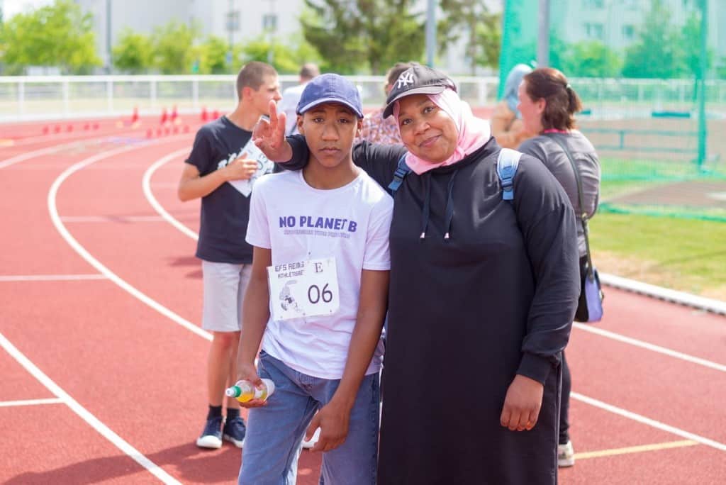 Mme Chiqui avec son fils Yasin